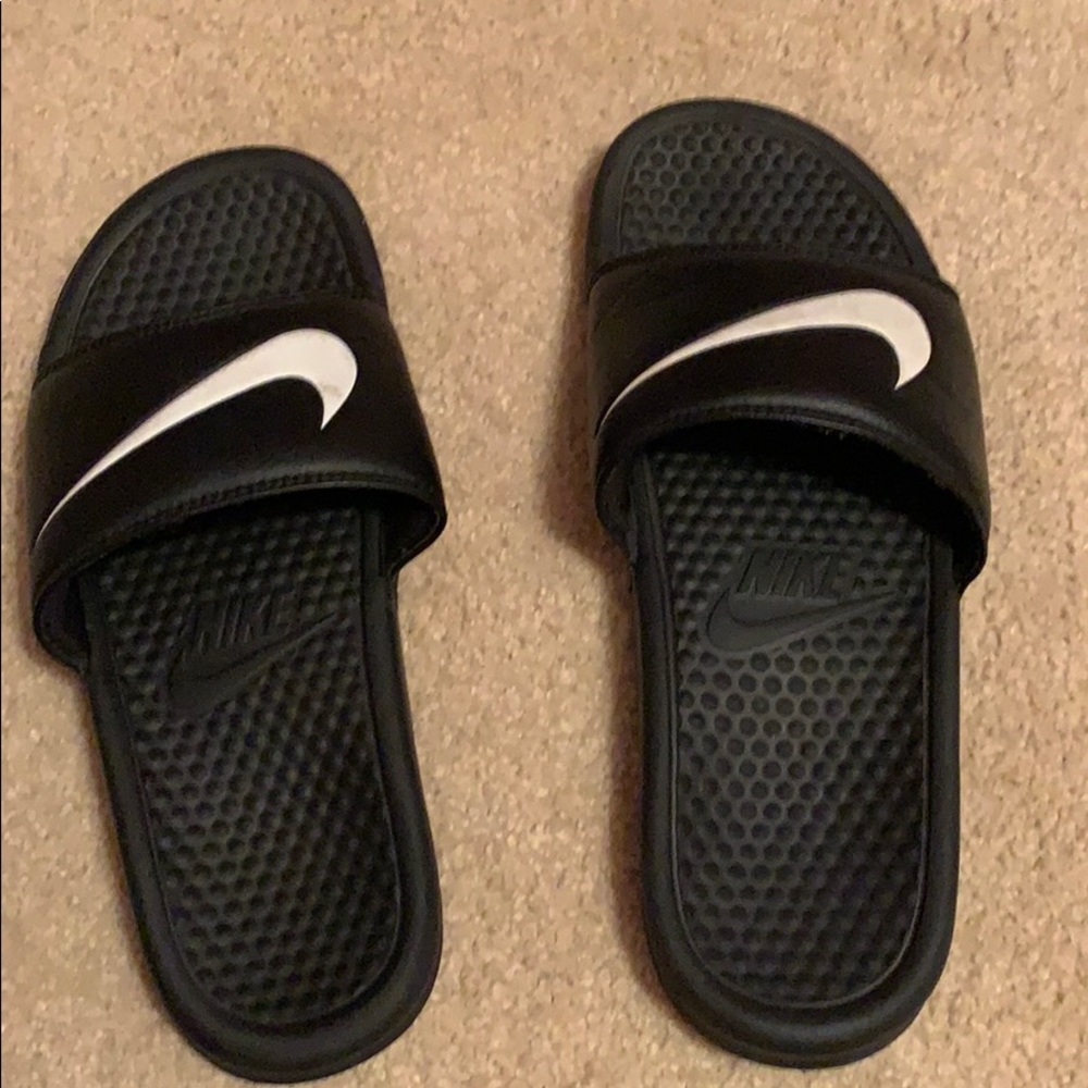 Nike slides
